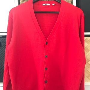 Uniqlo light cardigan buttoned V neck